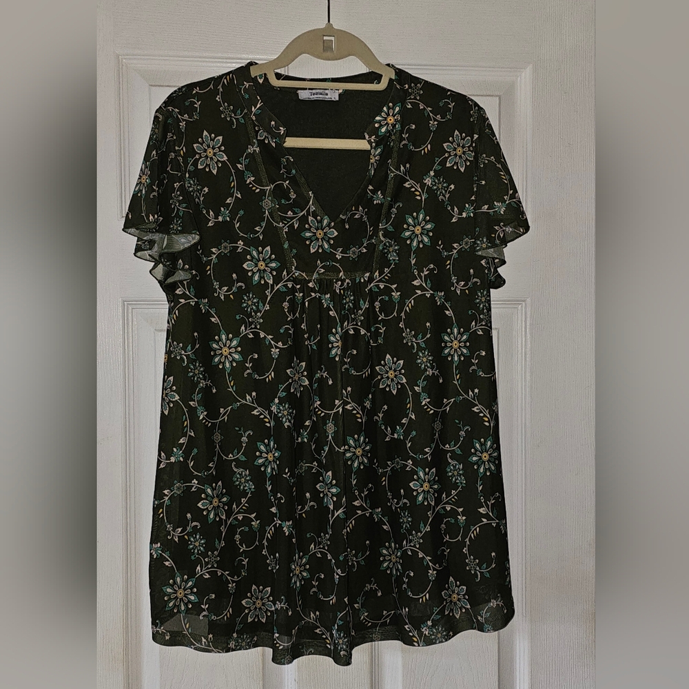 Floral V-Neck Layered Blouse